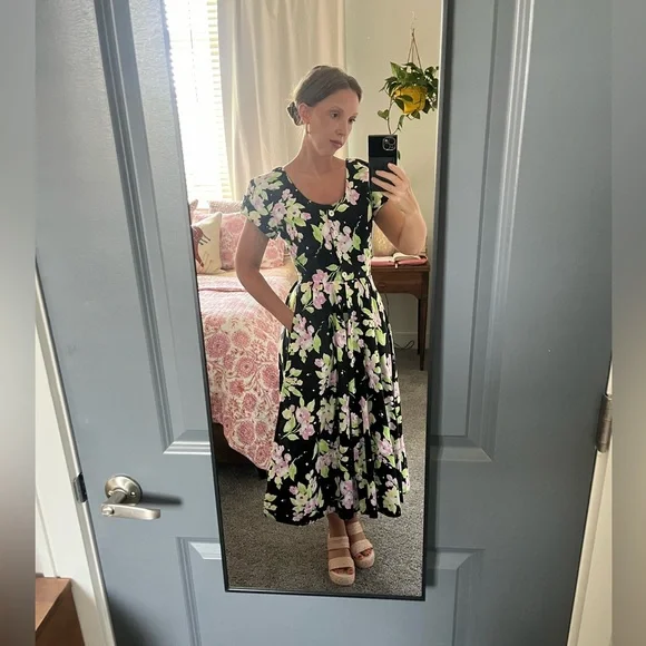 Fashiom 1001 Nights | Dresses | Stunning Vintage Black Floral Midi Dress Aline Fitted Waist And Flares Out | Poshmark Fashiom 1001 Nights | Dresses | Stunning Vintage Black Floral Midi Dress Aline Fitted Waist And Flares Out | Poshmark